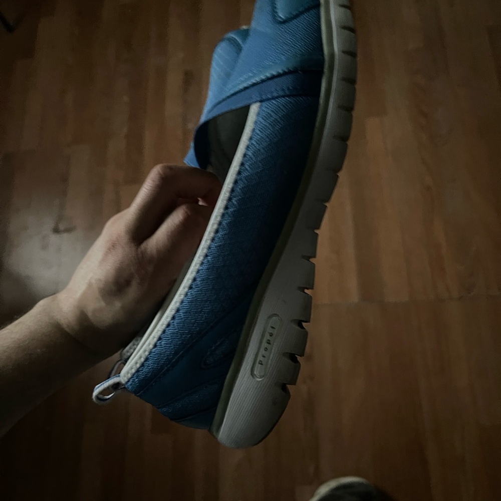 Proper woman’s mesh Blue Slip-On Sneakers - Picture 4 of 4